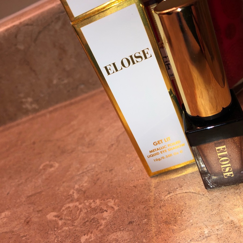 Metallic Foiled Liquid Eye Shadow